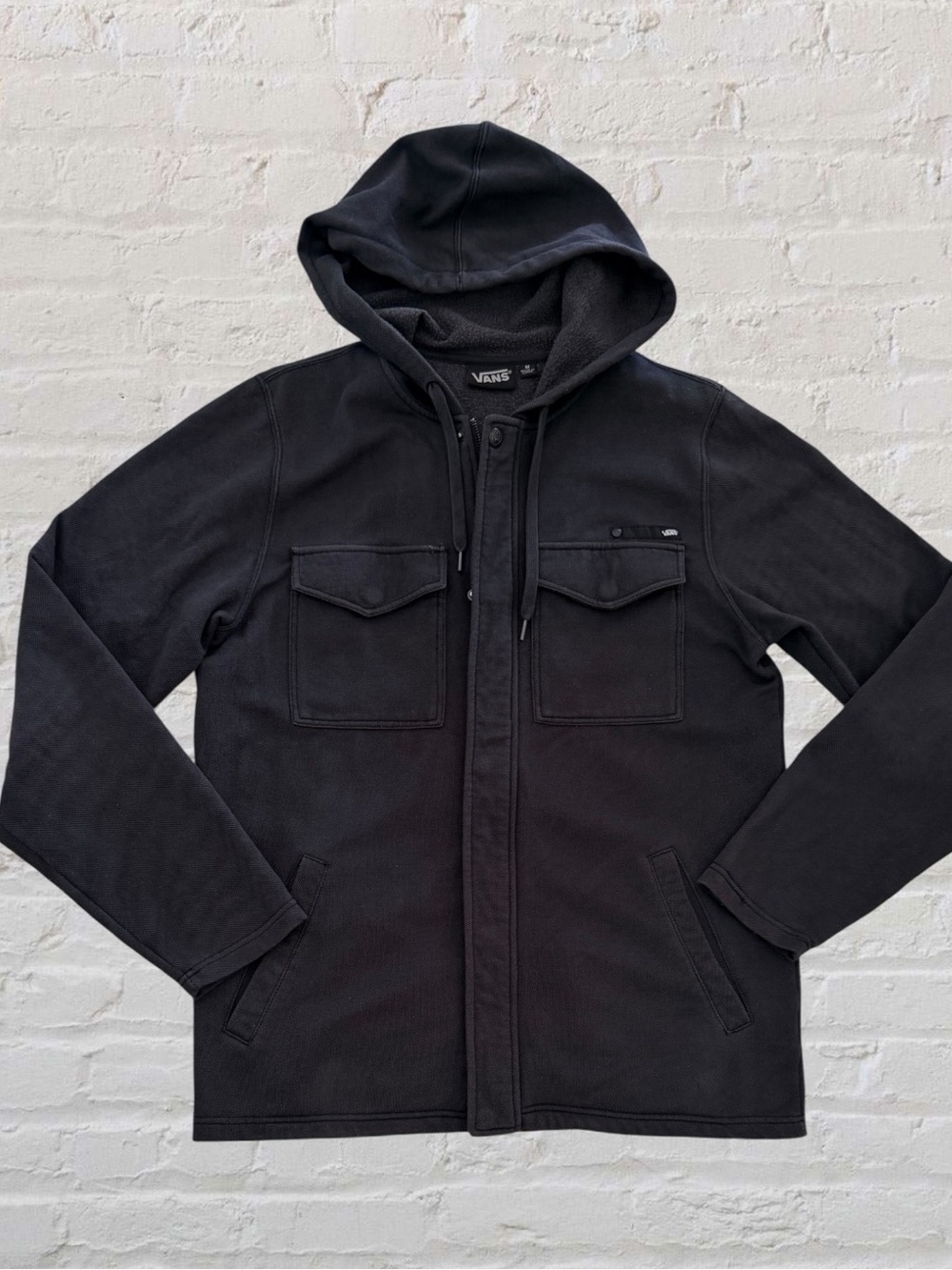 Vans Men’s M Black Hooded Shirt Jacket Full Zip Snap Front Skull Detail